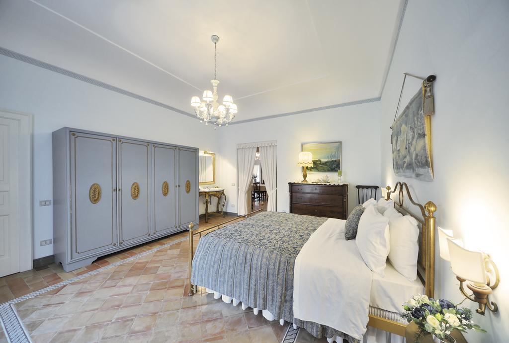 Residenza Matarazzo E Le Sue Soffitte Διαμέρισμα Castellabate Εξωτερικό φωτογραφία